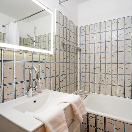 Hof 306 - Berliner Hof - Seeblick Apartman *